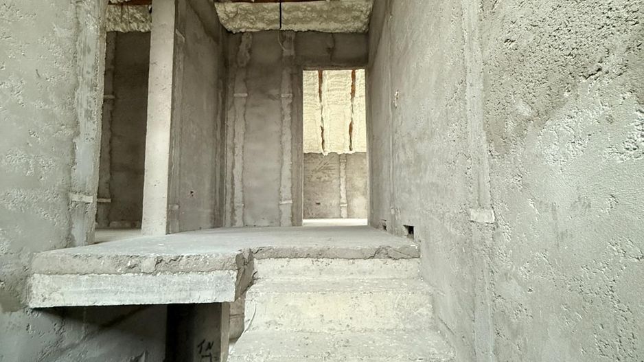 DE VÂNZARE sau SCHIMB - Vilă P+M semifinisată, zona Moara Grecilor; - Poză 5