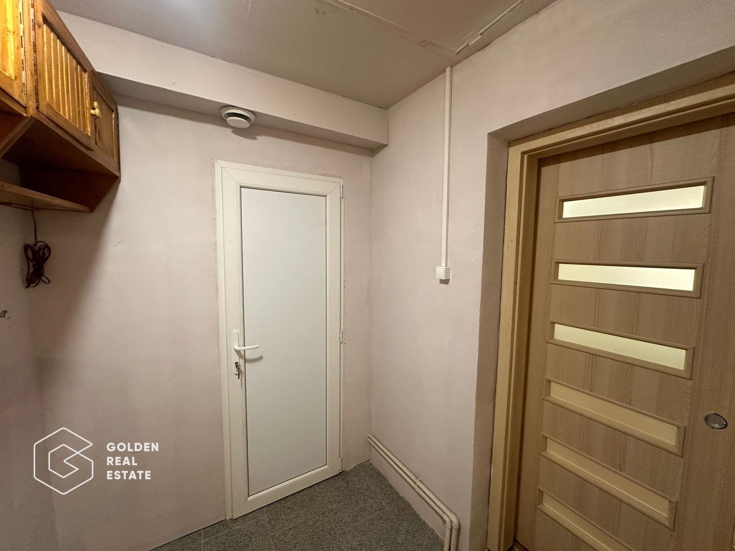 Oportunitate! Spatiu comercial modern si frumos amenajat, Uta, 4 camere, 190 mp - Poză 8