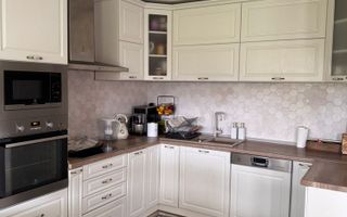 BRASADAS vinde casa 2017 cu 4 dormitoare in zona str. Dara. - Poză 4