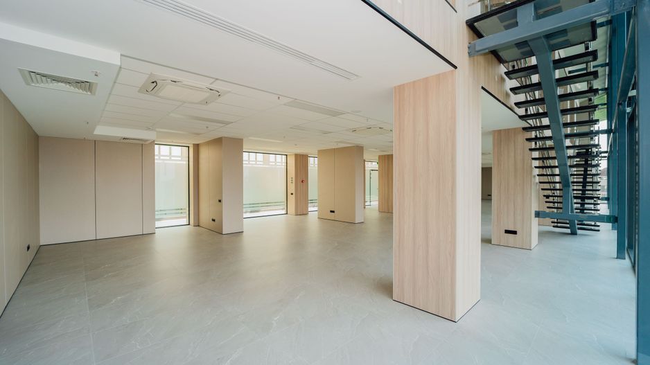 SPRE CHIRIE SPAȚIU COMERCIAL PENTRU BIROU | OFICIU 132 m2 Panoramic View ETAJUL 9 | Premium Location Bussines | Chișinău ,Centru - Poză 6