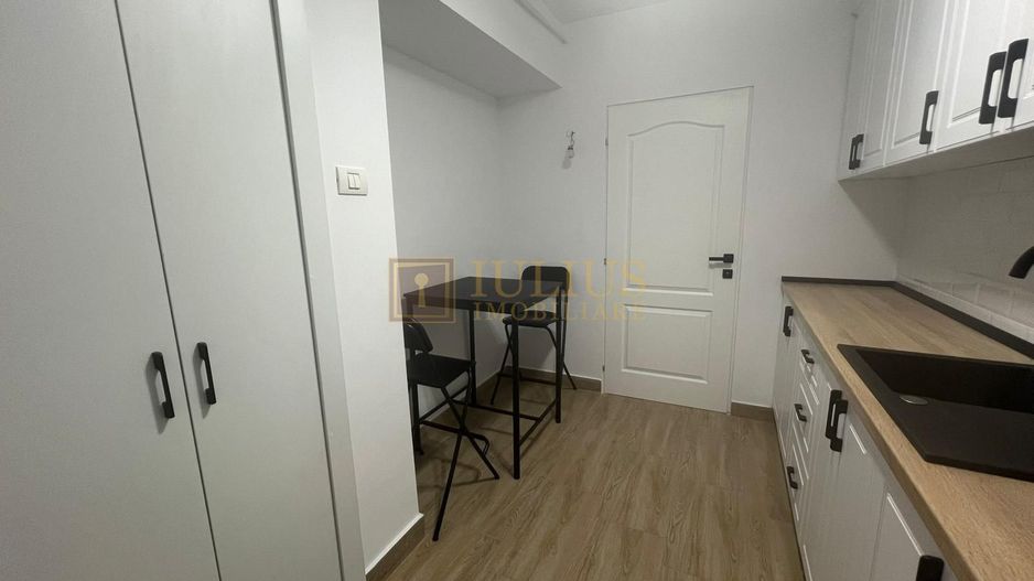 3 camere, Circumvalatiunii-Iulius Mall, centrala proprie - Poză 8