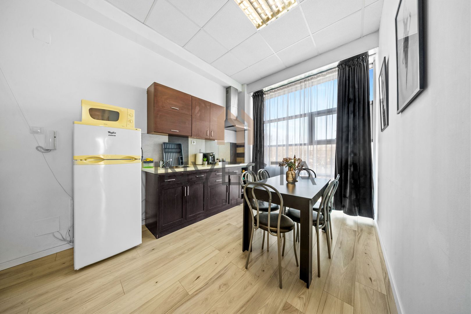 Apartament 3 dormitoare Piata 1 Mai, ideal pentru locuit sau birou - Poză 6