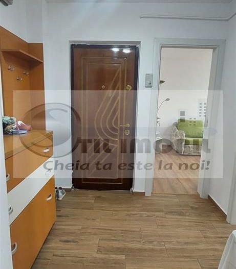 APARTAMENT 2 CAMERE DECOMANDAT  MOBILAT BLOC 1982 - Poză 4