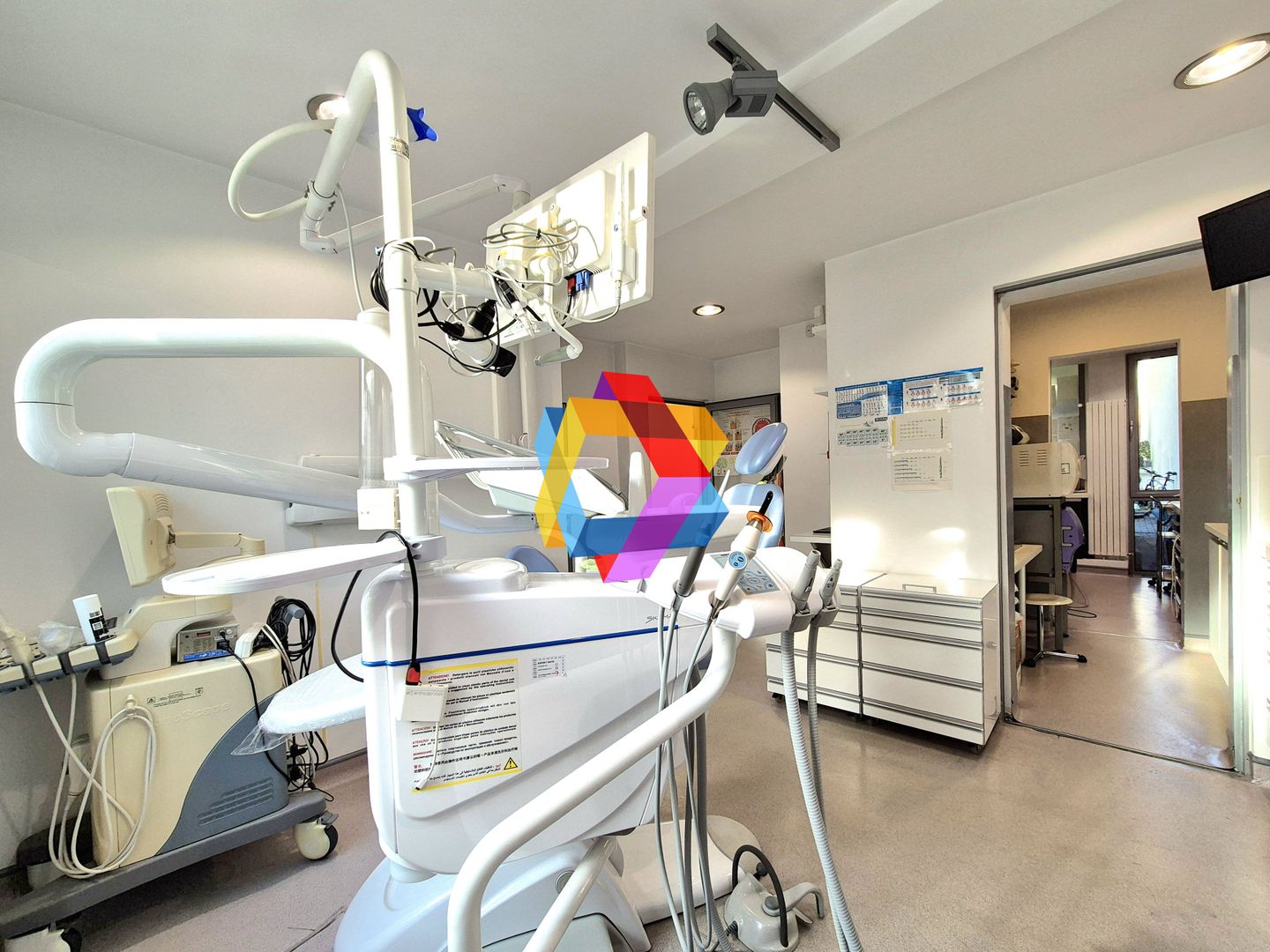 Cabinet stomatologic utilat + Casa de locuit - 158 mp #plus-imo.ro - Poză 7