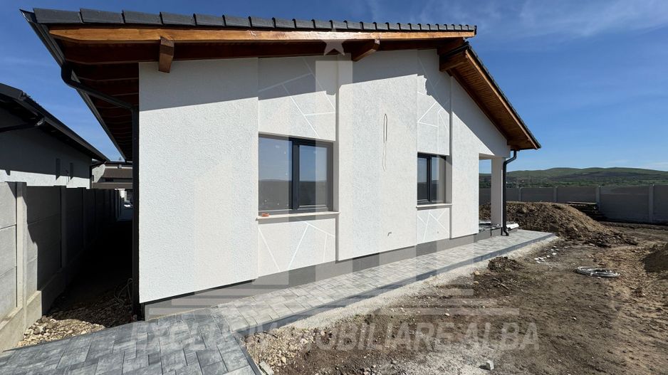 Casa individuala | 1 nivel | 120 mp | 612 mp teren | Orizont - Poză 10