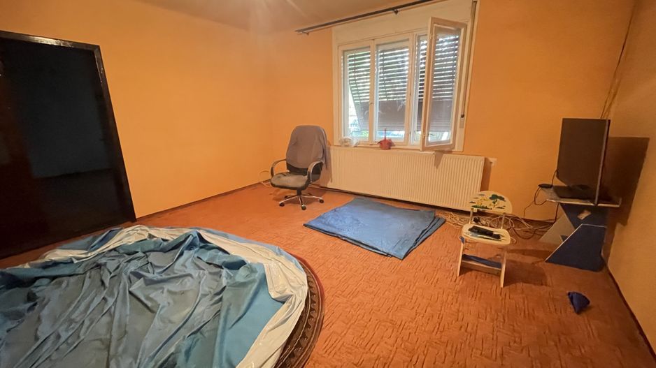 Casa cu teren de 915 mp și front de 20 ml - Poză 10