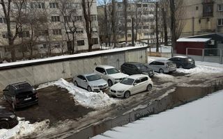 Vanzare apartament cu 4 camere in Micro 39b( k-uri), etaj 1, - Poză 12