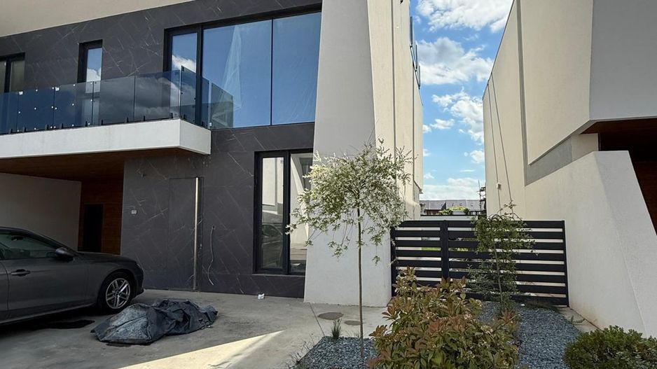 Vila smart personalizabilă cu rooftop și piscină privată – arhitectură - Poză 14