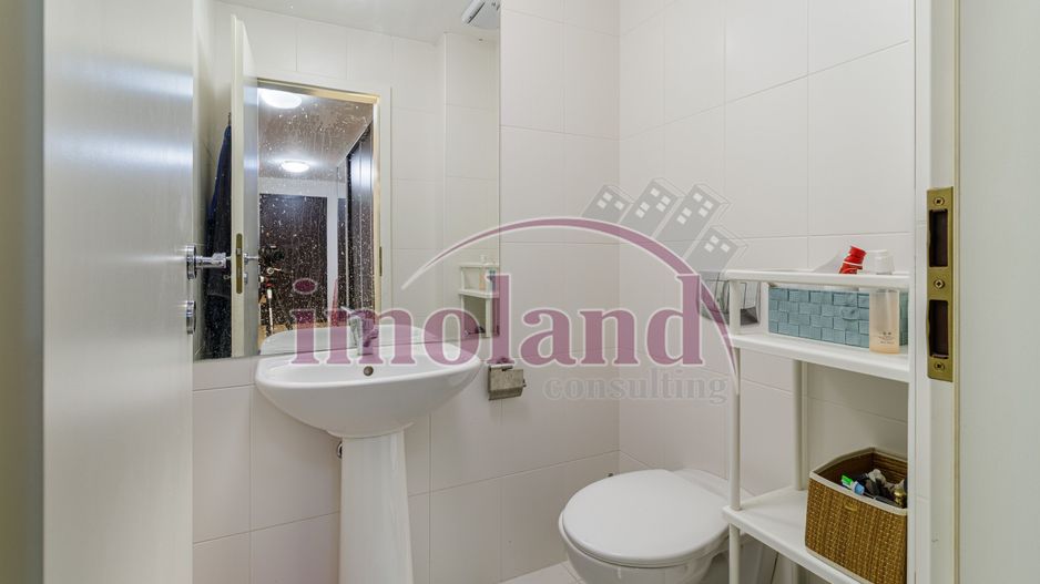 Vanzare - 3 Camere -2 bai - Complex Delea Veche 24 - Poză 10