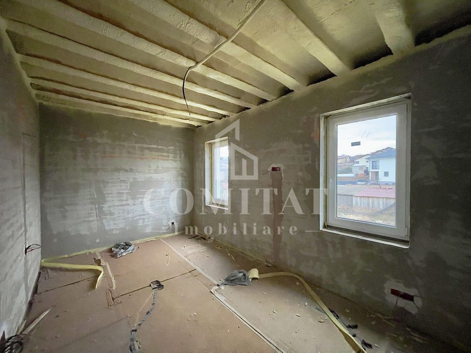 Casa individuala cu teren generos, retrasă de la trafic - Poză 10