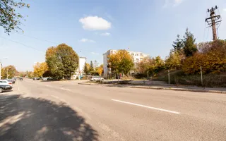 Teren stradal pe colț - Ideal afacere - front stradal mare - Poză 11