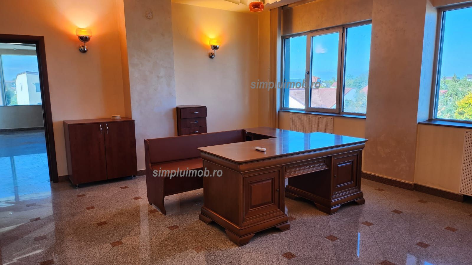 Clădire business de închiriat Bucureștii Noi 1250 cu parcare 850mp - Poză 2