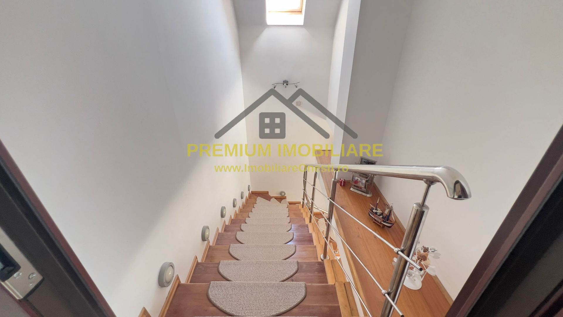 Casa de vanzare - la cheie - Teren 2673 mp - Poză 8