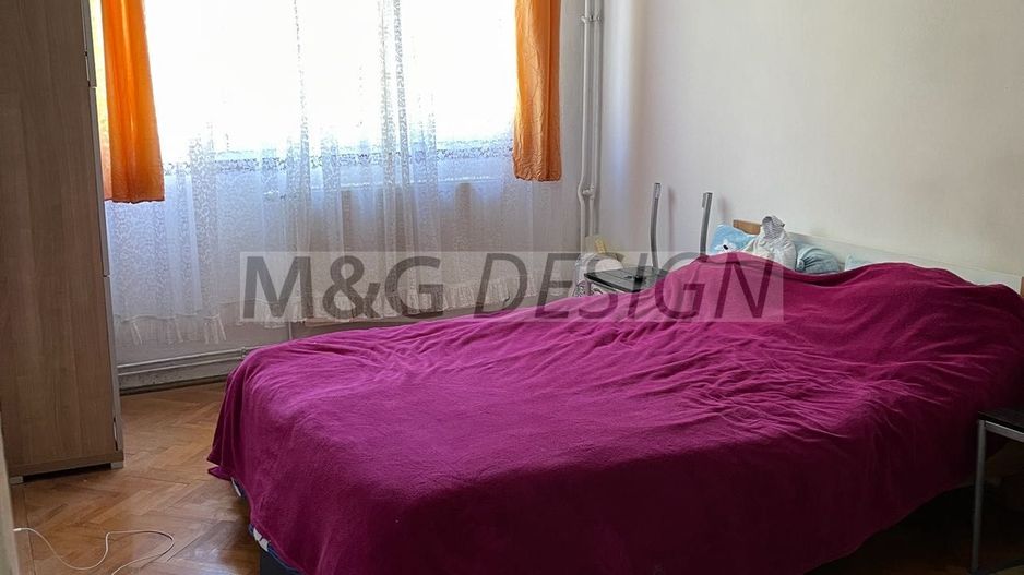 4  camere  decomandat,  et. 2 din 4,Circumvalațiunii-Favorit - Poză 4