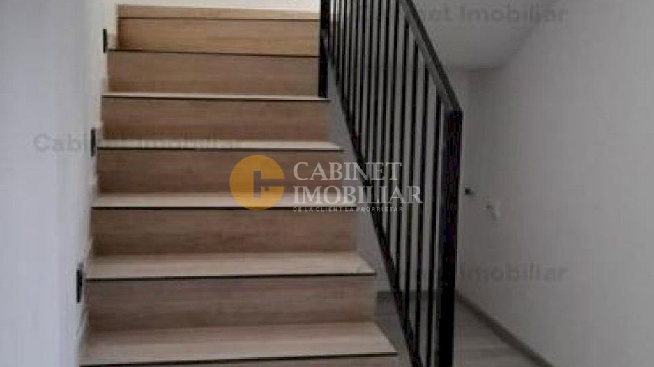 Casa de vanzare tip Mediteranean, proiect unic în jud Iasi. - Poză 8