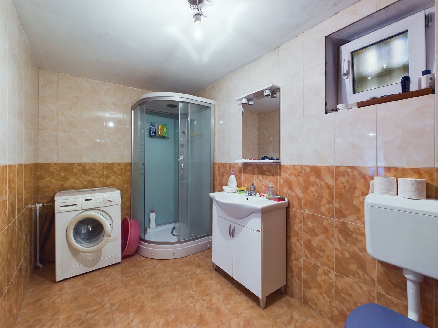 CASĂ ÎN HORIA - Poză 2