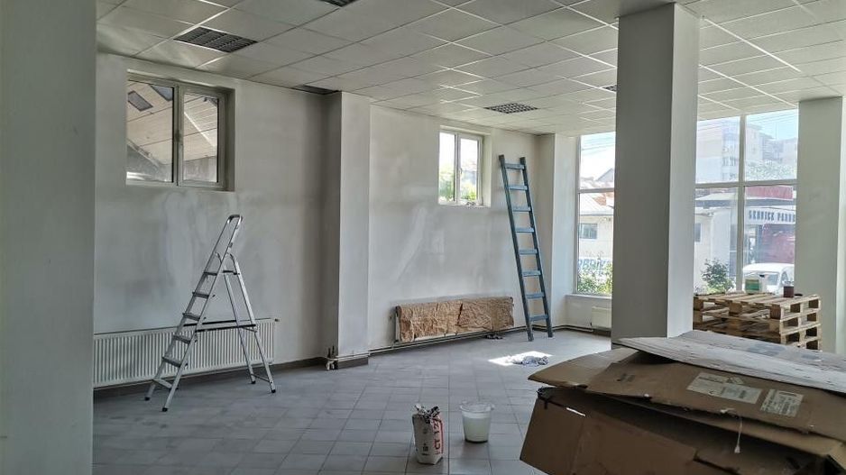 Inchiriere cladire D+P+3, Targul din Vale, stradal - Poză 3