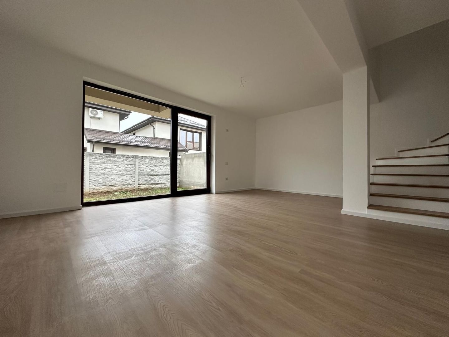 Vile moderne în complex rezidențial privat – direct dezvoltator - Poză 3