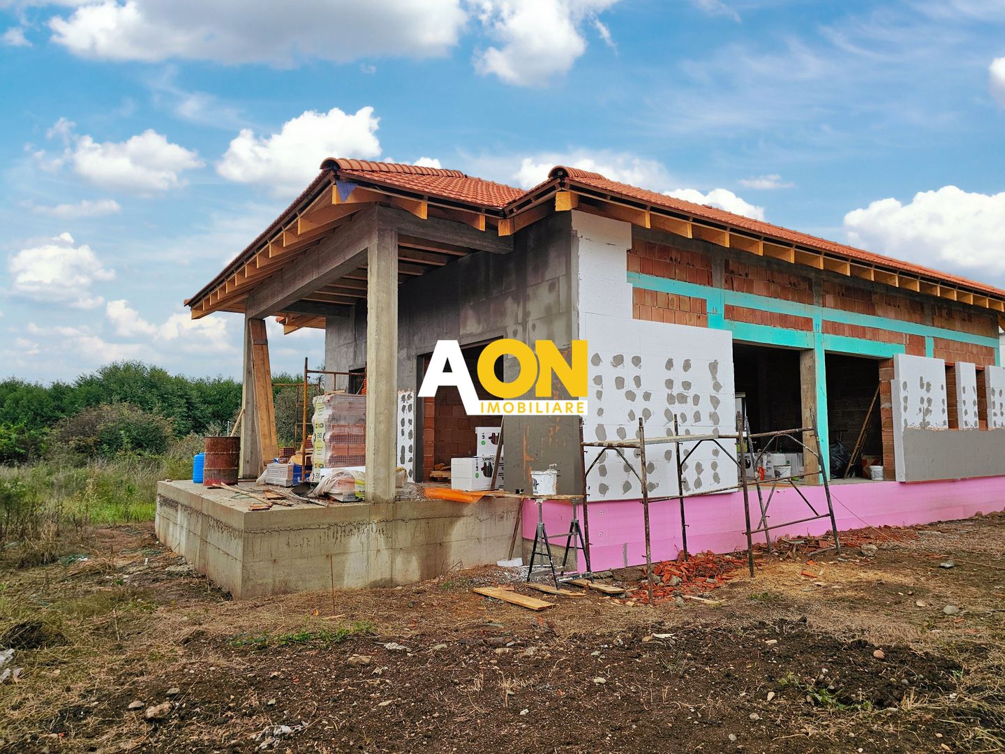 Casa nouă 123 mp utili, semifinisată, 535 mp teren, pod mansardabil - Poză 2