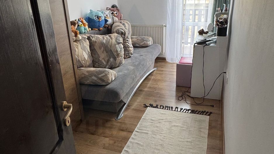 Casa 4 camere 2 bai balcon curte si 2 locuri parcare in Arhitectilor - Poză 6