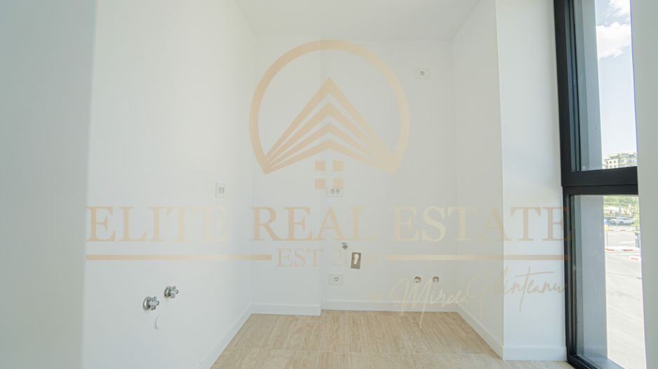Stațiunea Mamaia - Vânzare apartament cu 2 camere, 2 bai si terasa. - Poză 12