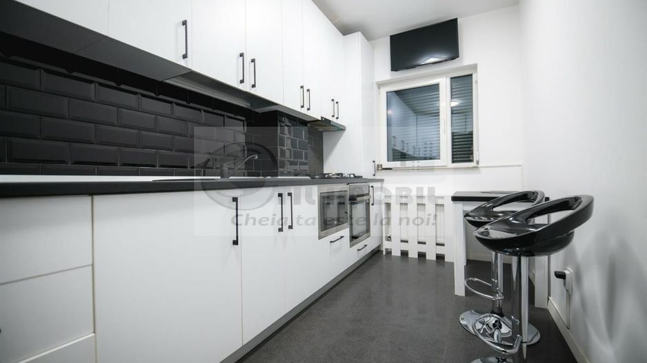 Ap 3 cam, D,74,36 mp, et.2 - Copou – mobilat si utilat 249,900 € - Poză 12