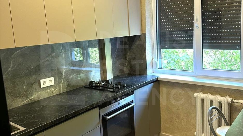 Chirie, apartament, 2 camere, str. Independenței, Botanica - Poză 1