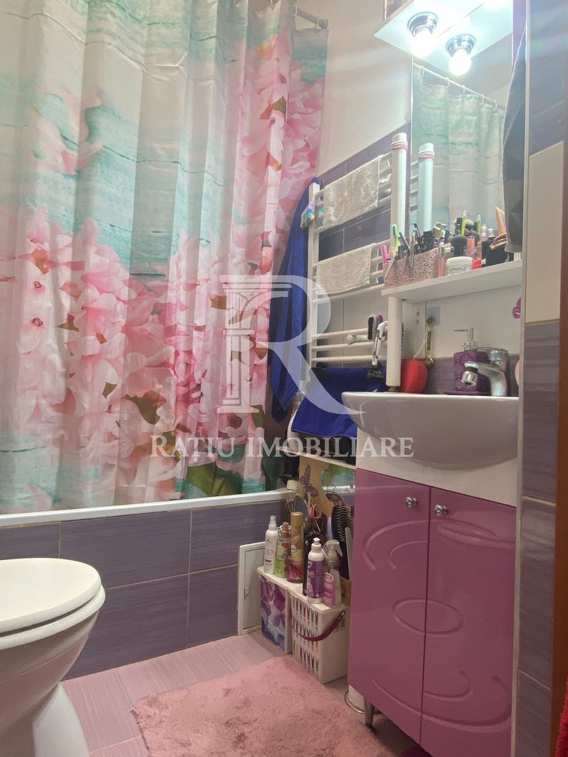 Casa de vânzare cu 3 camere | Tudor Vladimirescu |  Oradea - Poză 4