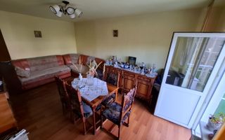 Aradului Vest, 3 camere decomandate, 2 bai, 2 balcoane, centrala gaz, - Poză 9
