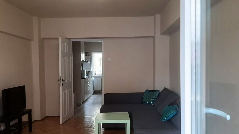 Vanzare 3 camere complet renovat zona pietonala Racadau - Poză 7