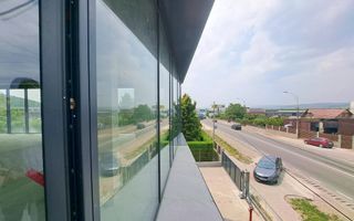 Cladire comerciala situata la drum intens circulat, 1365 mp utili + 20 parcari - Poză 22