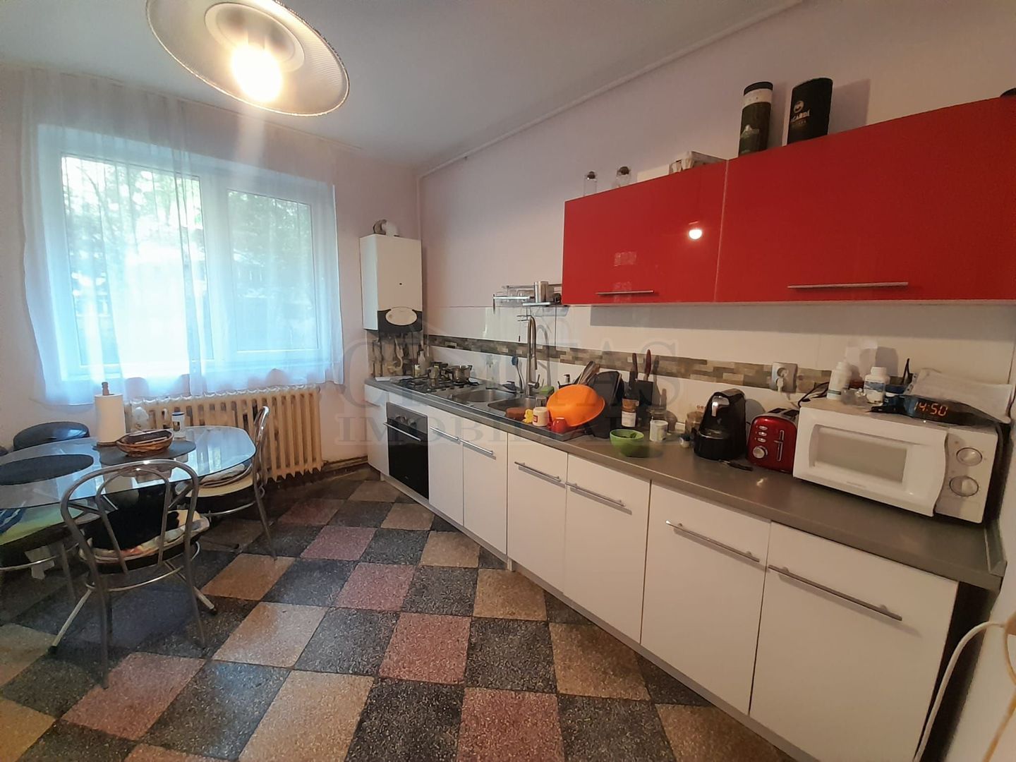 Apartament 4 camere, 2 bai, 2 balcoane, Plopilor Vechi - Poză 3