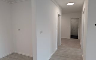 Apartament Ultrafinisat 3 camere-balcon-etaj 1-lift-Calea Moldovei - Poză 8