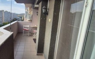 Vand apartament 3 camere Micro 4 - Poză 3
