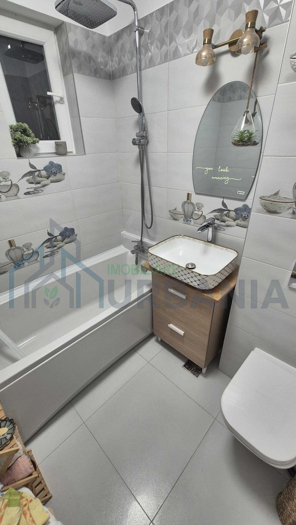 Apartament 3 camere Podu Roșu/ Splai Bahlui - Poză 5