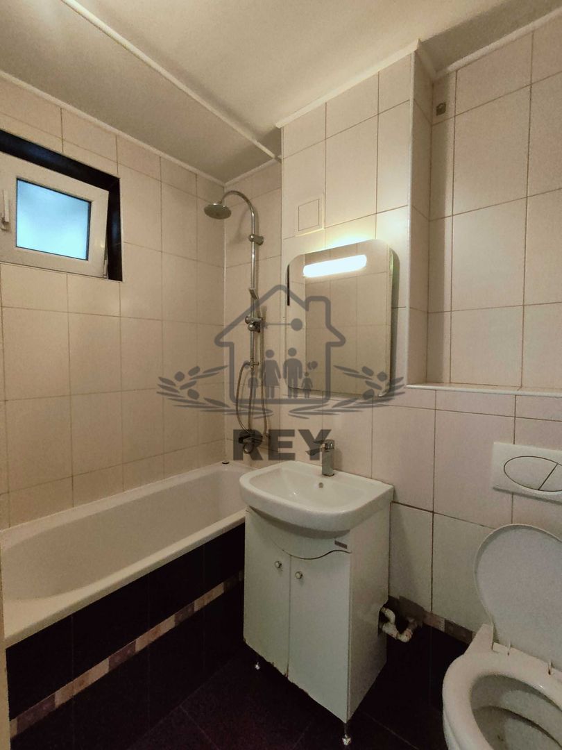 Proprietar - vand apartament 2 camere Sibiu-Bd.Mihai Viteazul - Poză 6