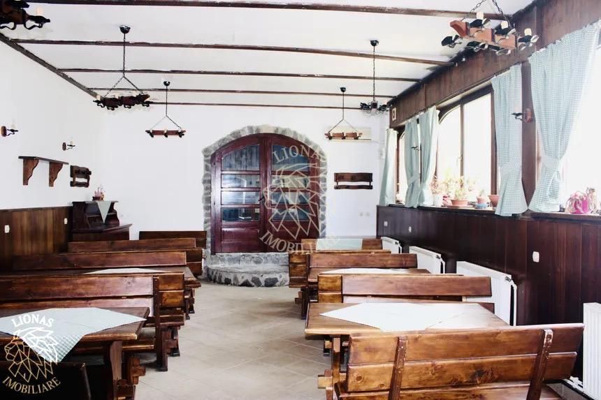 Conac/Casa/Vila - 553 mp - Teren 1652 mp - Breaza (PH) - Poză 3