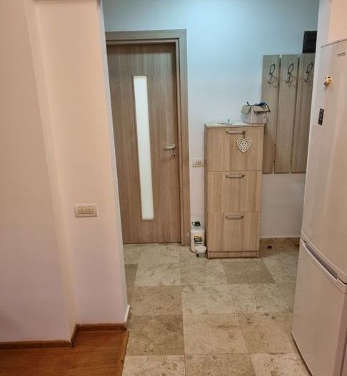 Închiriez apartament 2 camere, Vitan, demisol - Poză 6