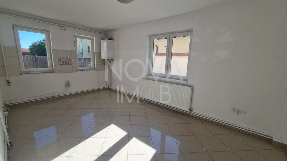 Casa tip duplex de inchiriat - nemobilata, zona Brana - Selimbar - Poză 17