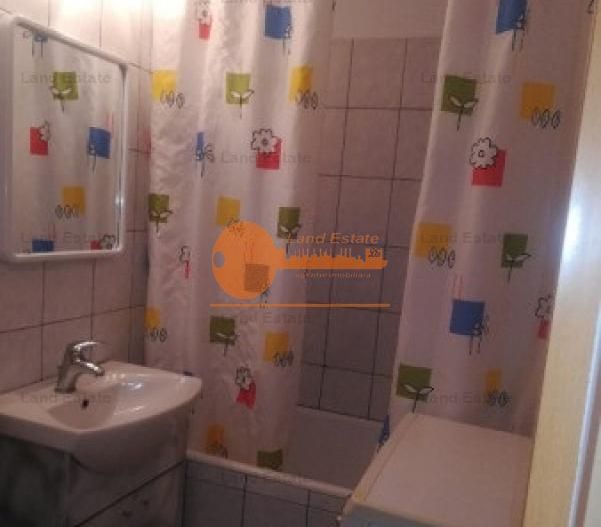 Apartament cu 2 camere in zona Frigocom - Poză 8