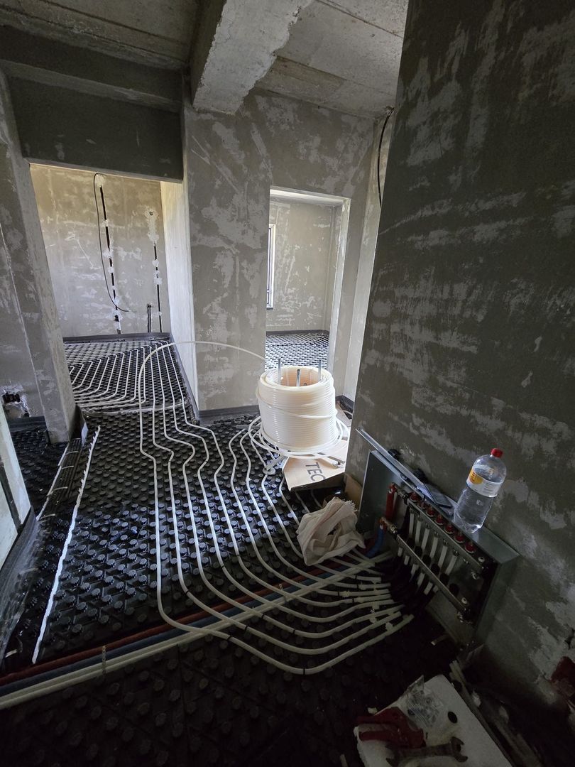 Apartament 3 camere, parter,   90 mp construiti - Micro 17 - Poză 5