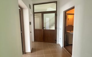 Imobil 3 niveluri, renovat, cu spațiu comercial si 2 ap.- Bd. Victoriei - Poză 11