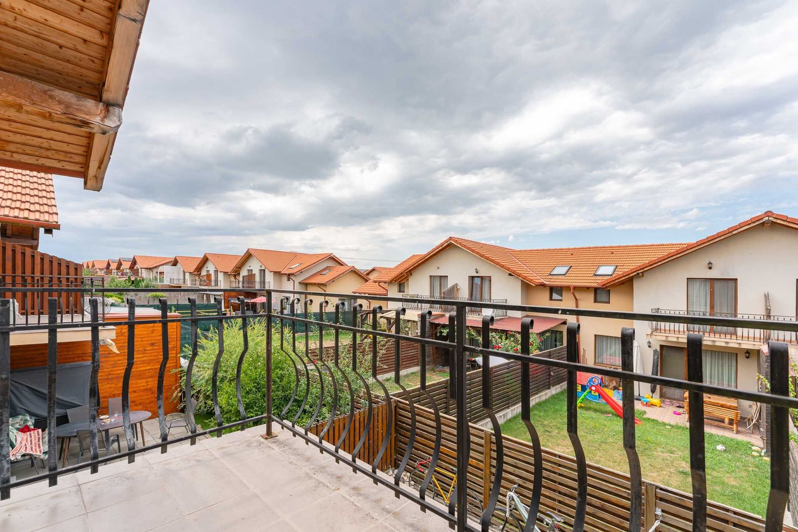 Casă familială în Sânpetru, pe strada Speranței - Poză 15