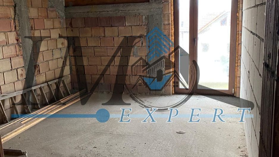 Casa de vanzare la rosu in Stremt, aproape de Alba Iulia - Poză 5