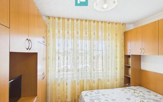 Casă renovată cu curte mare de închiriat în Rontău - Poză 7