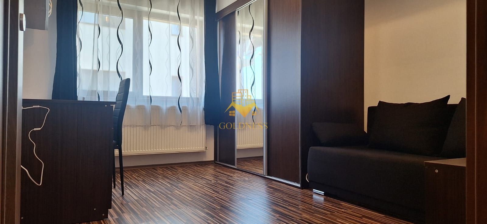 3 camere open space,Pet Friendly, Buna Ziua,Grand Hotel Italia,Parcare - Poză 2