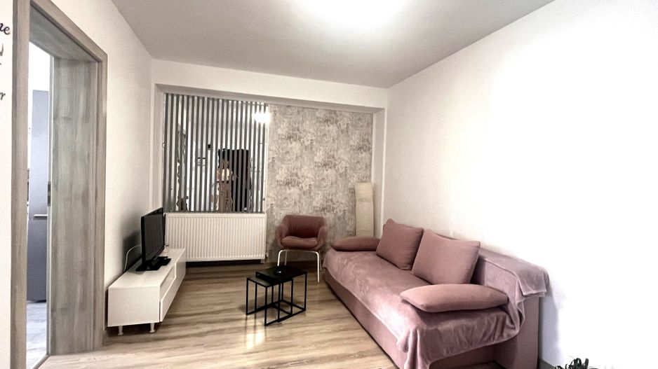 Apartament 2 camere de inchiriat- C Arhitectilor, balcon si parcare - Poză 2