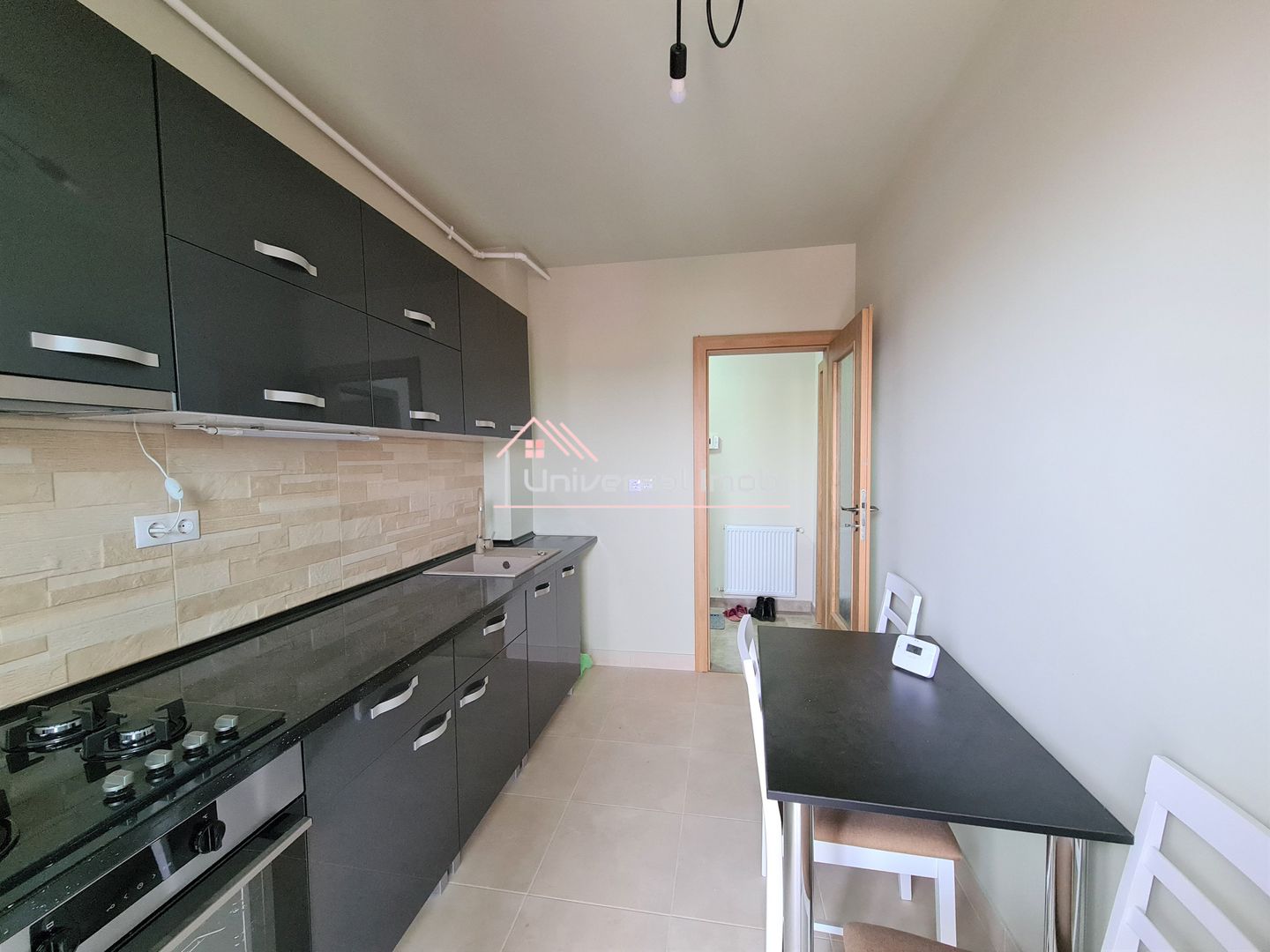 Apartament 2 camere si parcare, pe str. Traian - Poză 9
