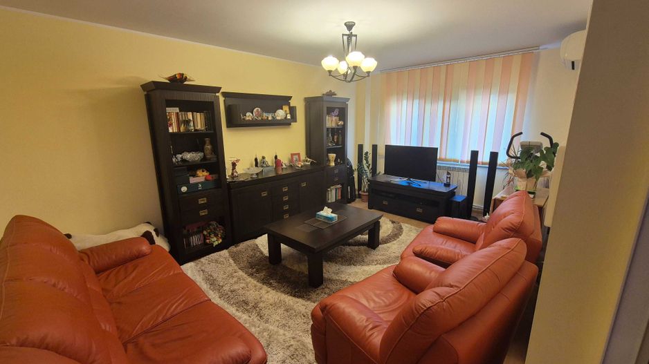 3 camere, decomandat, 2 băi,  etaj 2,  I.C.Frimu - Poză 2