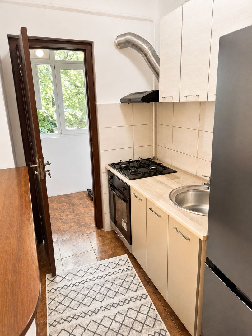 Apartament Modern 2 camere SD 50 mp Podul de Piatra 400 euro - Poză 7